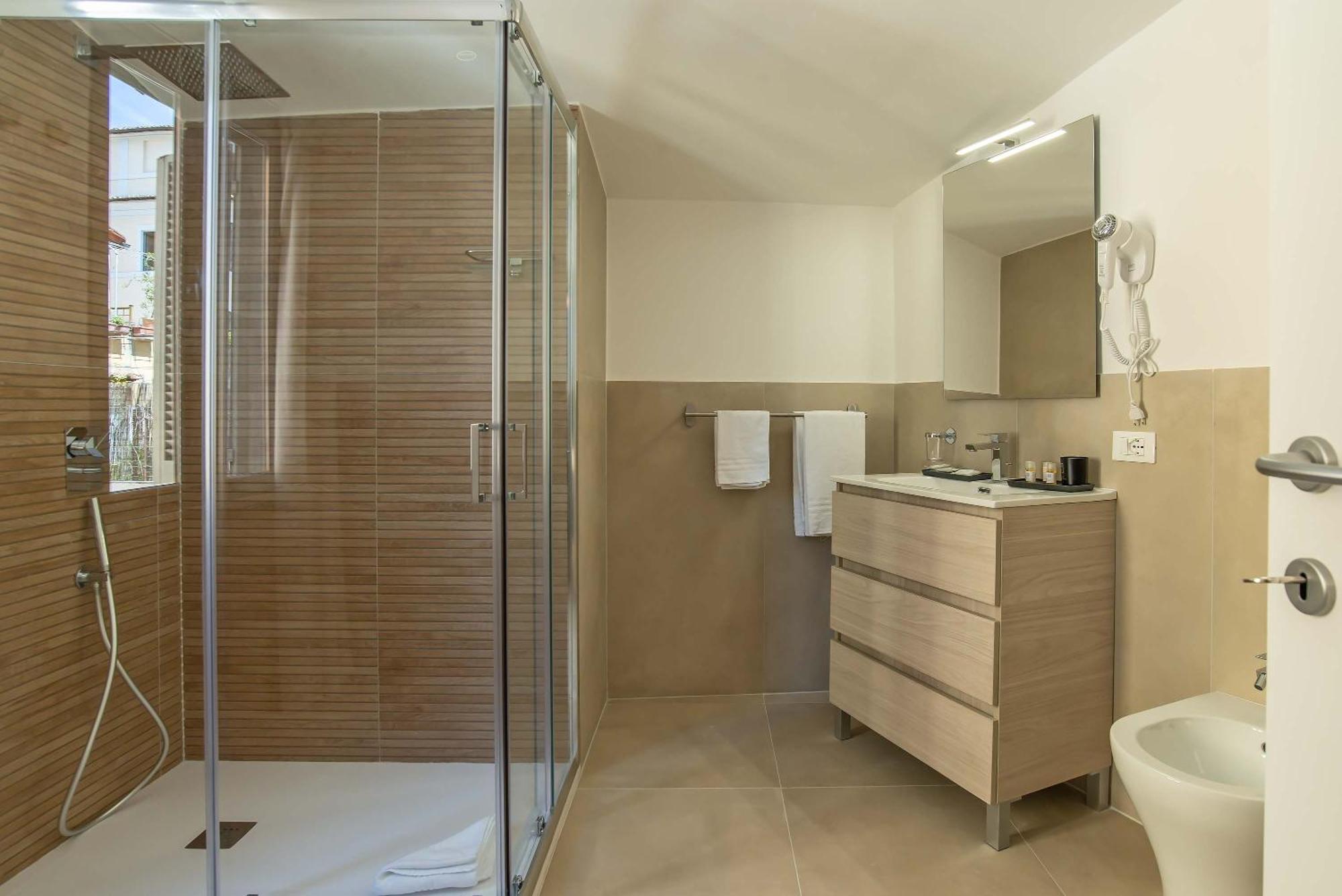 Essence Guesthouse Rome Bagian luar foto